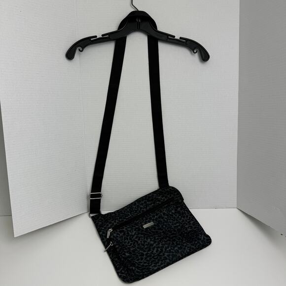 Baggallini Crossbody Cheetah Print Purse Handbag with pink lining EUC - Picture 5 of 12